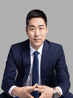 李元伟